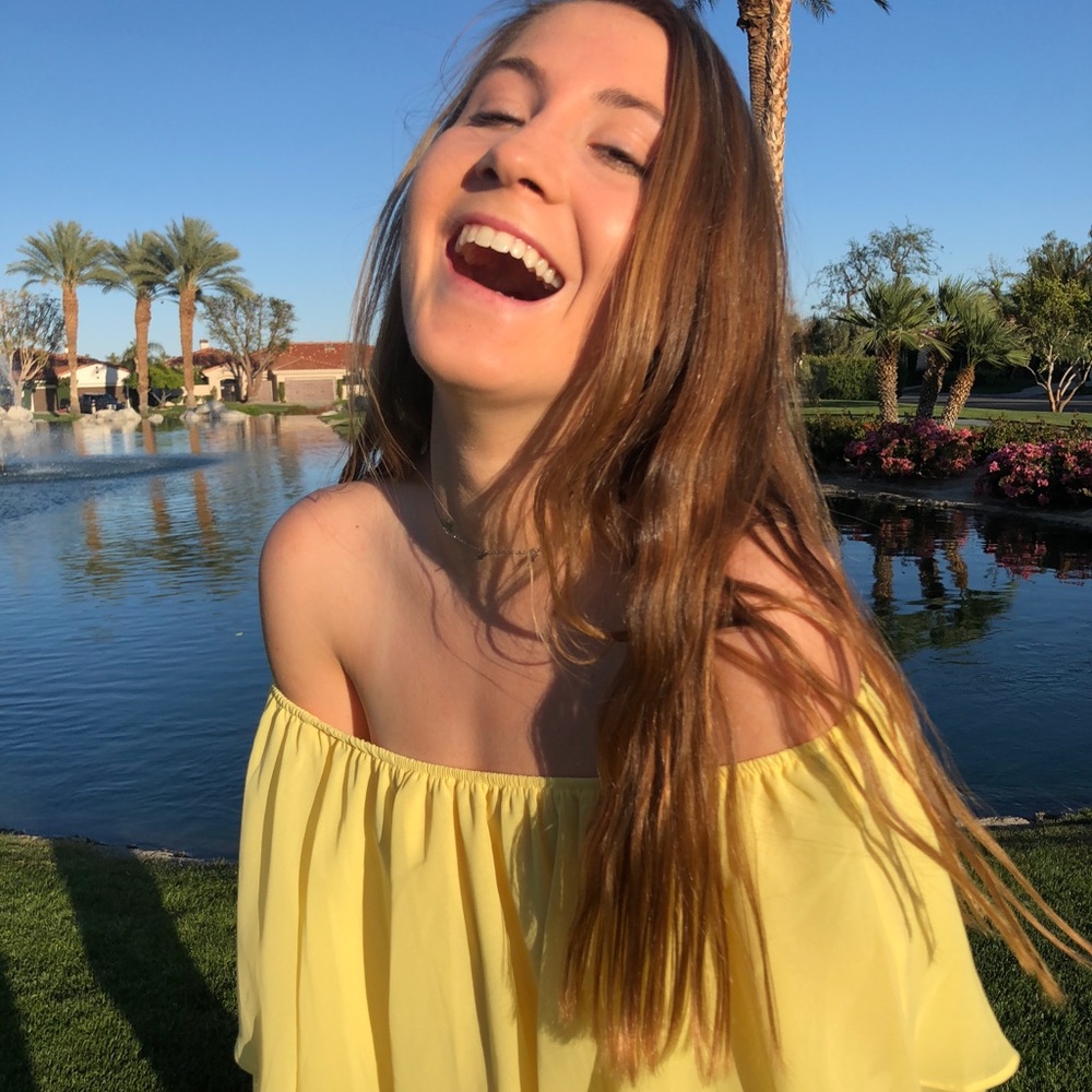 Meet your Posher, Julie